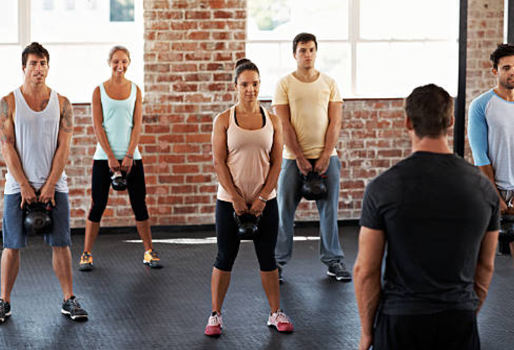 Burn calories in overdrive and shed pounds using these kettlebell exercises! 8 super sculpting exercises incorporating your full body resulting in a more slim and toned figure while burning 20+ calories per minunte