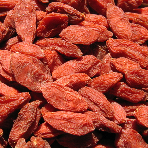 Try to find the best ways to lose weight? Eating these metabolism-boosting superfoods will help you naturally burn crazy amounts of fat. #superfood #diet #healthysnacks