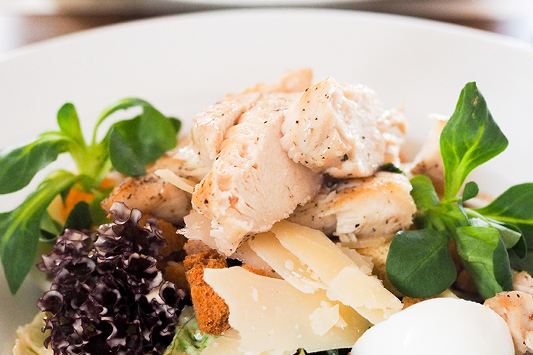 Would you love a GUARANTEED flat tummy? Adding these healthy foods to your diet will help you slim down, tone, tighten and expose your flat 6-pack tummy within!