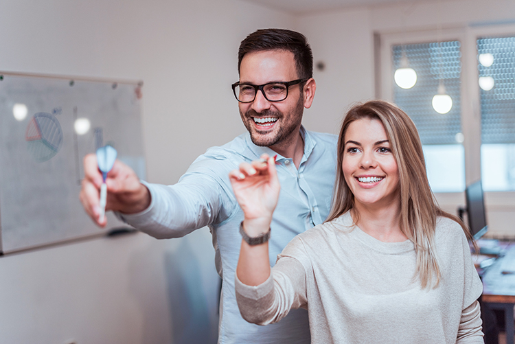 We all want to slim down without spending hours in the gym. If you want to lose belly fat, improve your health and lose weight you need to read this!